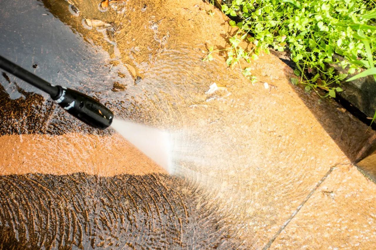 Power washing in New York
